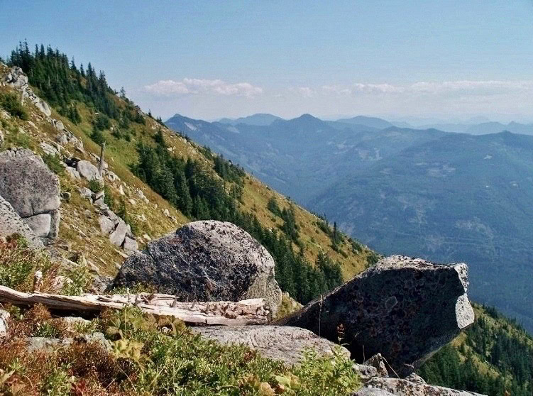 Scattered boulders near the summit of Bandera Mountain anchor the eastern view. Bandera Mountain Trail, August 31, 2009.